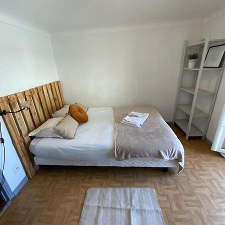 Appartement Typique Nicois En Plein Centre Ville Nice Luaran gambar