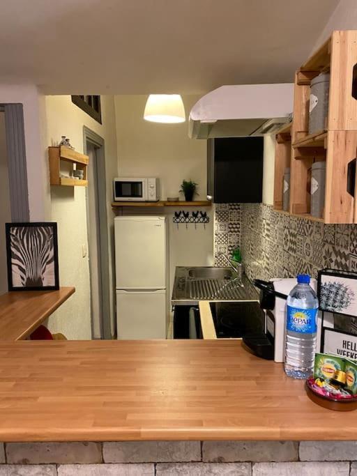 Appartement Typique Nicois En Plein Centre Ville Nice Luaran gambar
